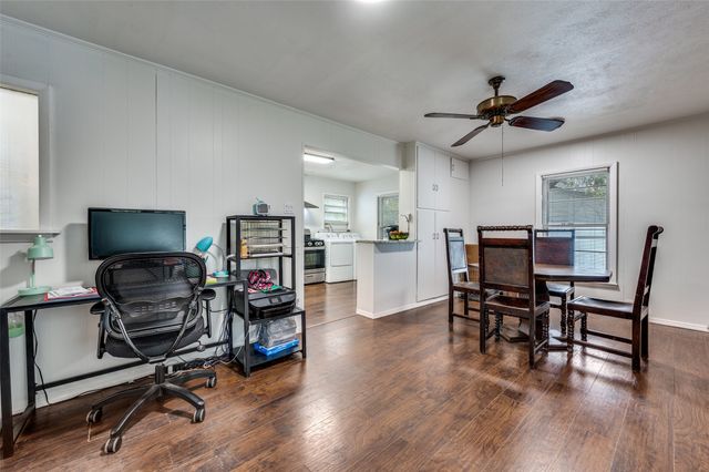 813 Scott Drive, Arlington, TX 76012