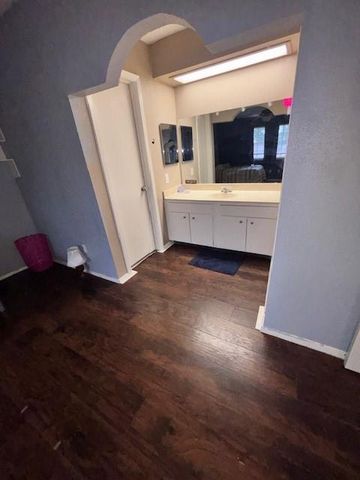 17119 Blackhawk Boulevard, Friendswood, TX 77546
