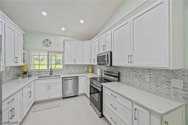 657 Saint Andrews BLVD, Naples, FL 34113