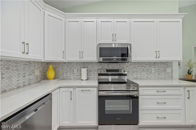 657 Saint Andrews BLVD, Naples, FL 34113