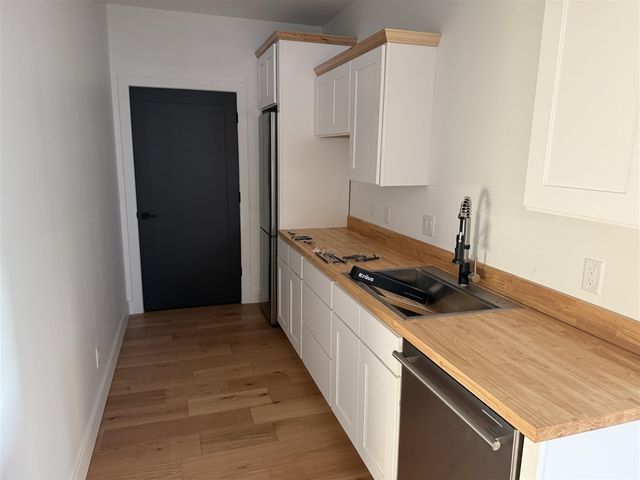 14554 C.B.Macdonald Way, Vicksburg, MI 49097