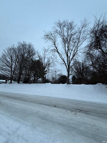 2010 Huey Street, South Bend, IN 46628