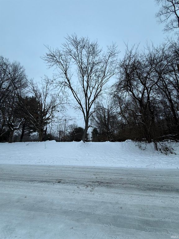 2010 Huey Street, South Bend, IN 46628