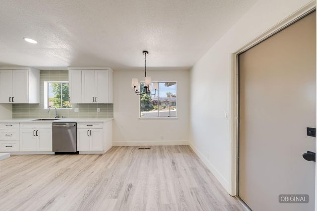 310 Carolyn St, Auburn, CA 95603