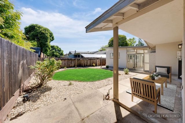 310 Carolyn St, Auburn, CA 95603