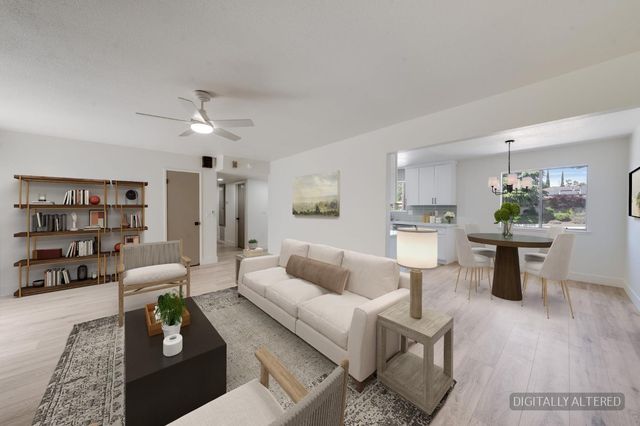 310 Carolyn St, Auburn, CA 95603