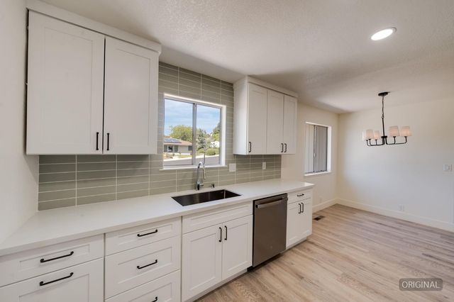310 Carolyn St, Auburn, CA 95603