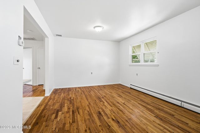 1947 Mount Juliano Lane, Toms River, NJ 08753