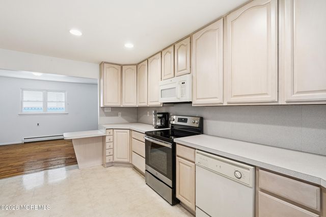 1947 Mount Juliano Lane, Toms River, NJ 08753