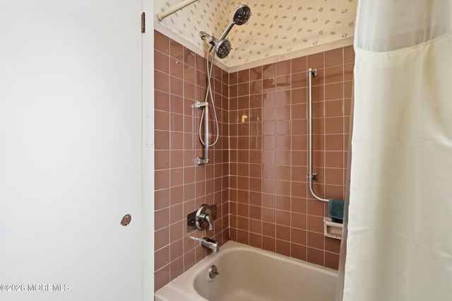 1947 Mount Juliano Lane, Toms River, NJ 08753