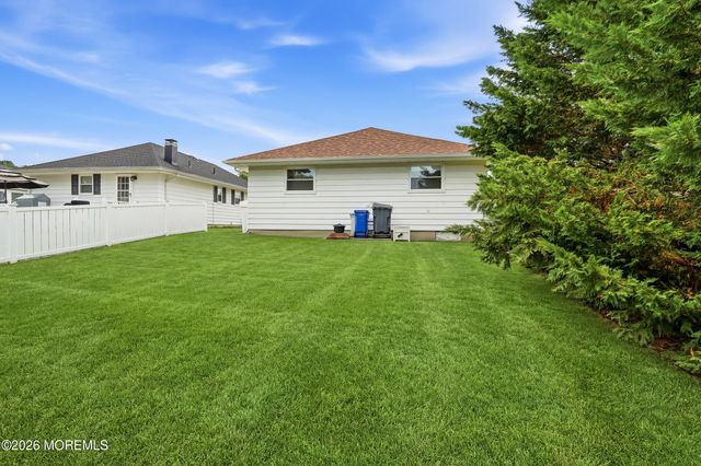 1947 Mount Juliano Lane, Toms River, NJ 08753