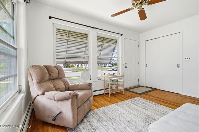 1947 Mount Juliano Lane, Toms River, NJ 08753