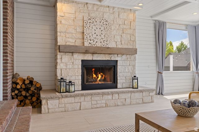 657 W BROKEN B LN, Kaysville, UT 84037