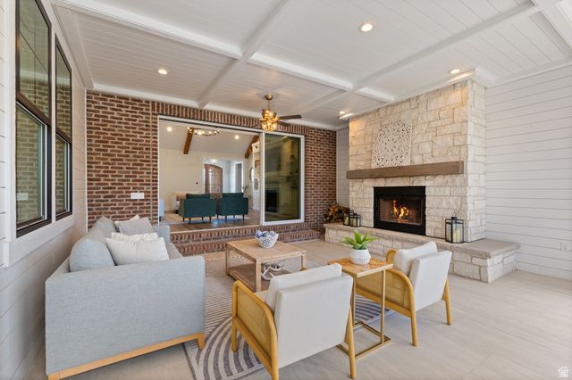 657 W BROKEN B LN, Kaysville, UT 84037