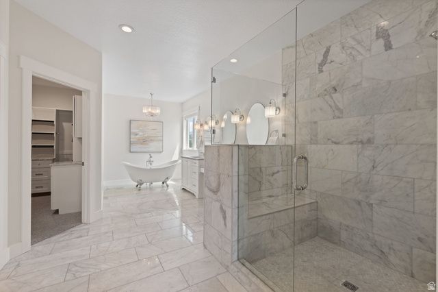 657 W BROKEN B LN, Kaysville, UT 84037