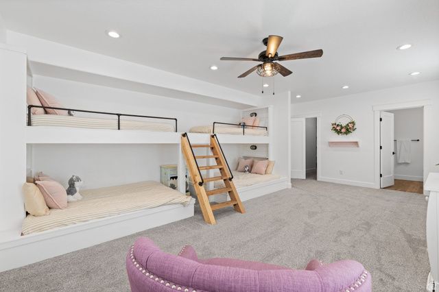 657 W BROKEN B LN, Kaysville, UT 84037