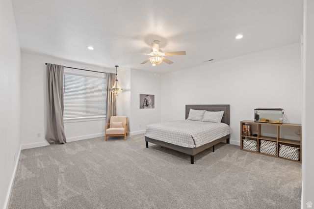 657 W BROKEN B LN, Kaysville, UT 84037