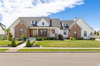 657 W BROKEN B LN, Kaysville, UT 84037