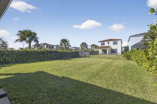 4829 Sand Dollar Drive, The Acreage, FL 33470