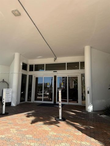 3001 S Ocean Dr 107, Hollywood, FL 33019