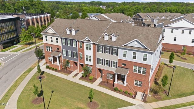 507 Gateway Townes Boulevard, Wake Forest, NC 27587