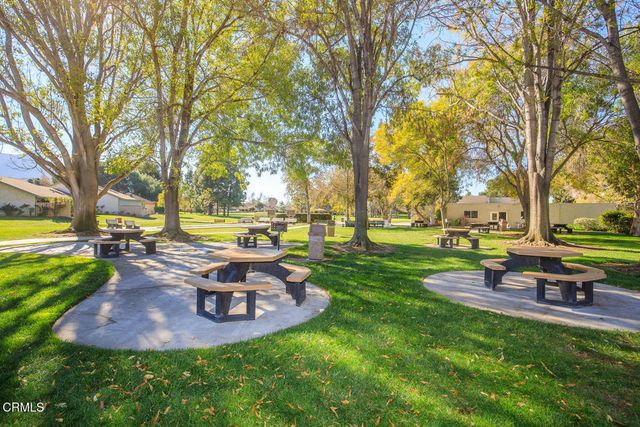 42033 Village 42, Camarillo, CA 93012