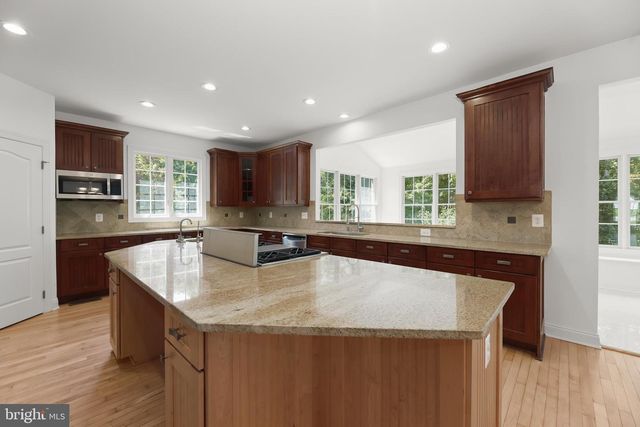 11546 FOX RIVER DR, Ellicott City, MD 21042