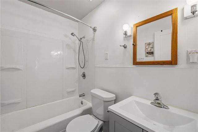 237 75th Street, Niagara Falls, NY 14304