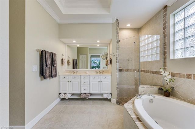 14734 Glen Eden DR, Naples, FL 34110