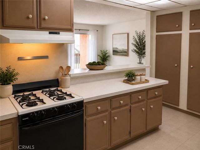 6600 Warner 88, Huntington Beach, CA 92647