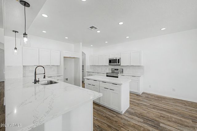 13652 W GELDING Drive, Surprise, AZ 85379