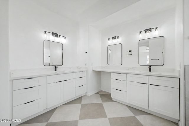 13652 W GELDING Drive, Surprise, AZ 85379