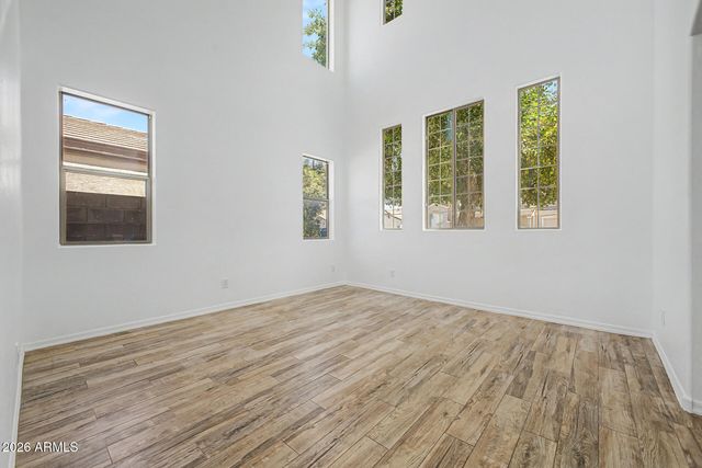 13652 W GELDING Drive, Surprise, AZ 85379