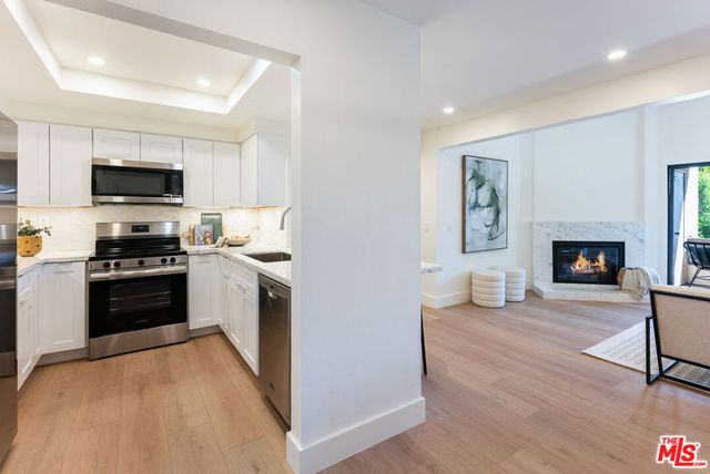 5800 Owensmouth Avenue 76, Woodland Hills, CA 91367