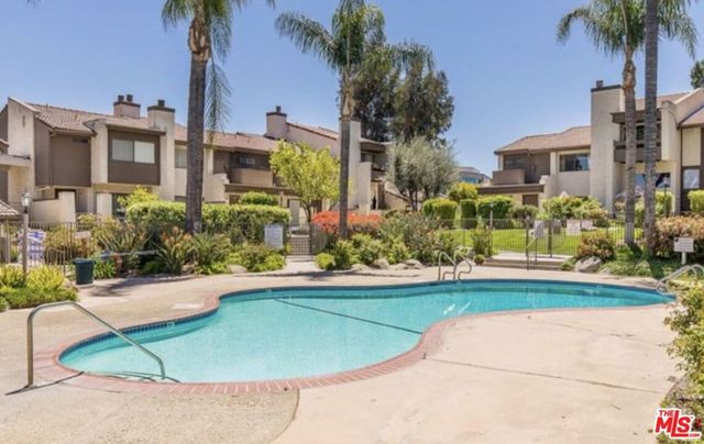 5800 Owensmouth Avenue 76, Woodland Hills, CA 91367