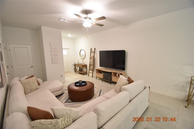 10296 TRUMPET HONEYSUCKLE WAY, San Antonio, FL 33576