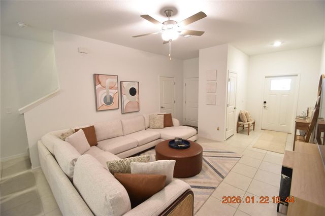 10296 TRUMPET HONEYSUCKLE WAY, San Antonio, FL 33576