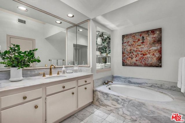 10126 Empyrean Way 102, Los Angeles, CA 90067