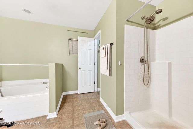 426 Wildwood Avenue SW, Palm Bay, FL 32908