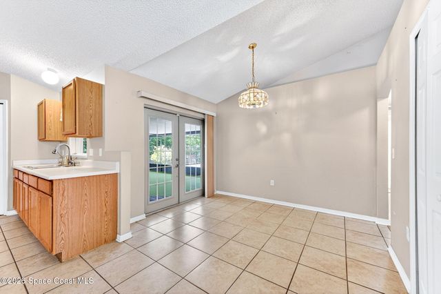 426 Wildwood Avenue SW, Palm Bay, FL 32908