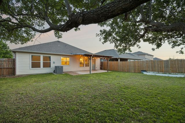 1810 Walnut Way, Anna, TX 75409