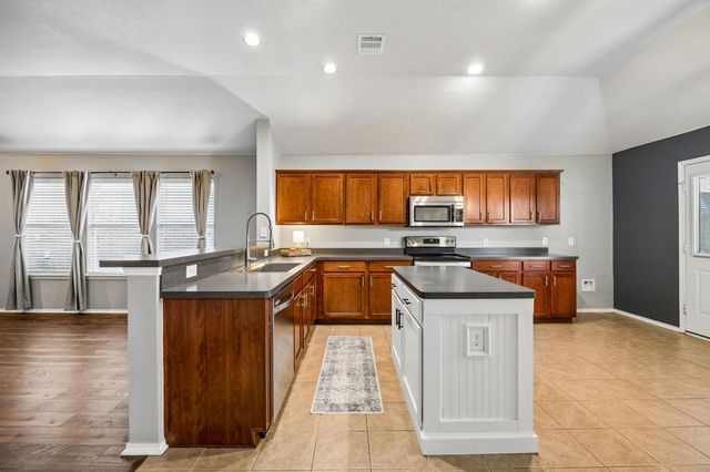 1810 Walnut Way, Anna, TX 75409