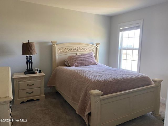 1011 Sailfish Street, New Bern, NC 28562