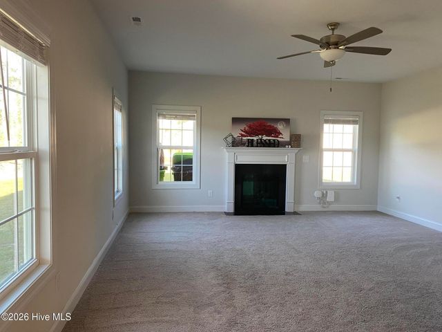 1011 Sailfish Street, New Bern, NC 28562