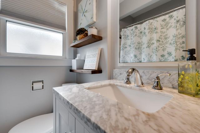 1324 57th St, Sacramento, CA 95819