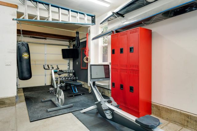 1324 57th St, Sacramento, CA 95819