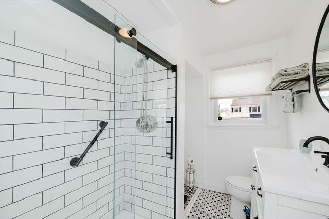 554 Madison Street, Fall River, MA 02720