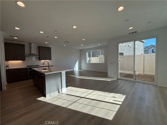 413 Checkerbloom Lane, Santa Paula, CA 93060