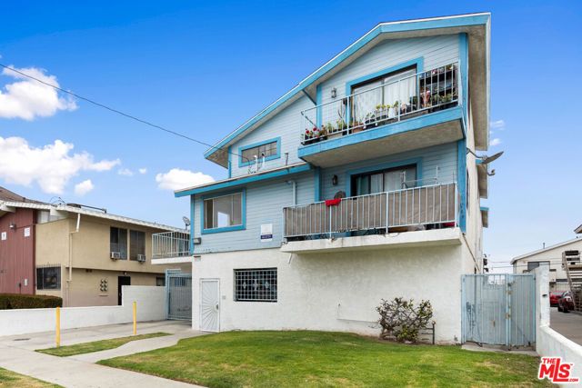 11716 Oxford Avenue 2, Hawthorne, CA 90250
