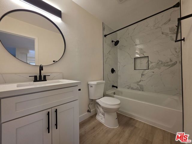 11716 Oxford Avenue 2, Hawthorne, CA 90250